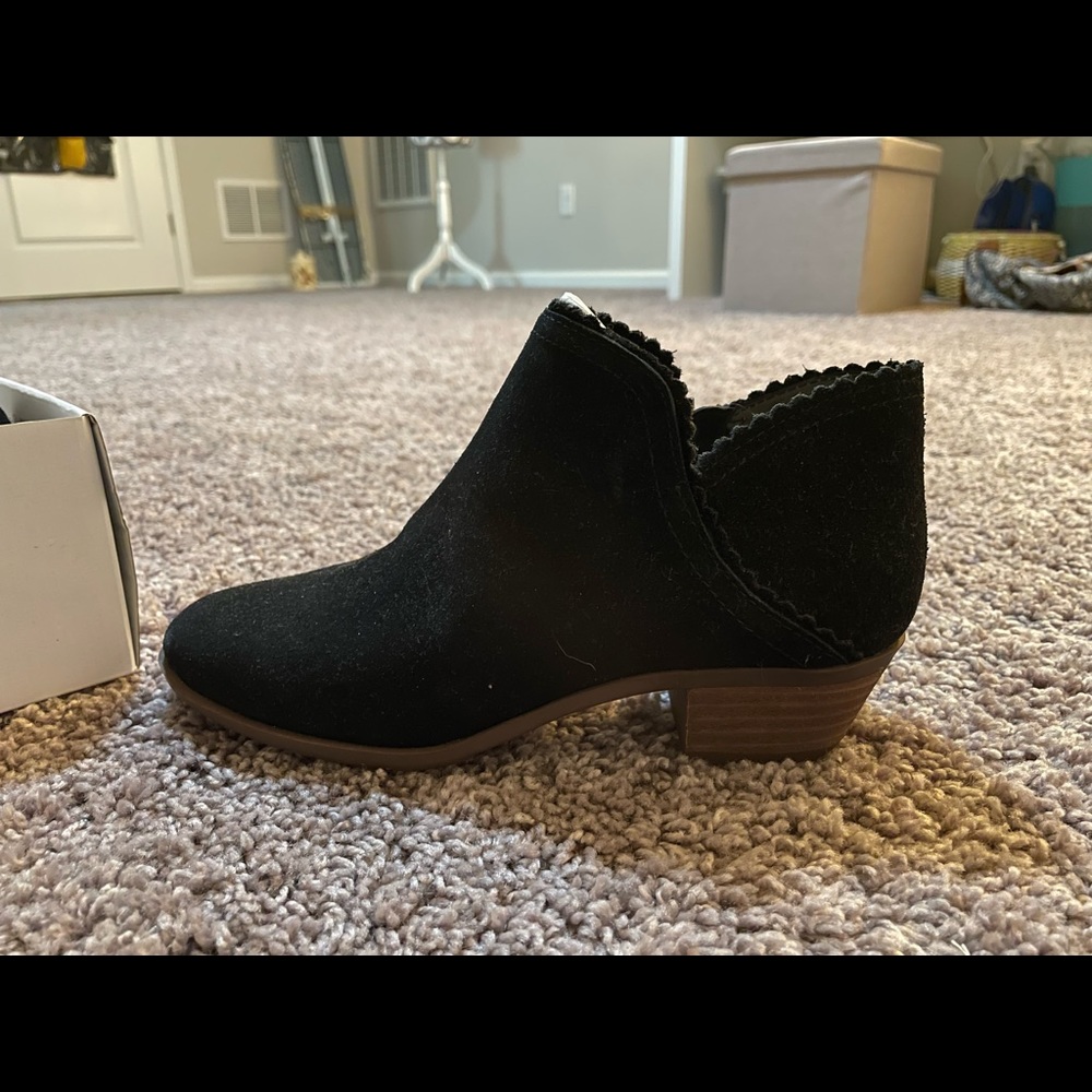 Crown & Ivy Ankle Boots, size 7.5